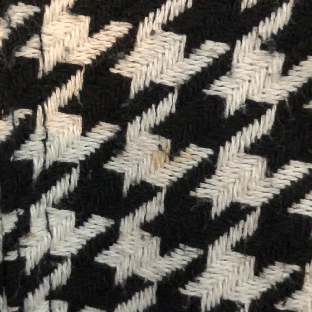 Perfect for work Attire!! - Picture 4 of 4